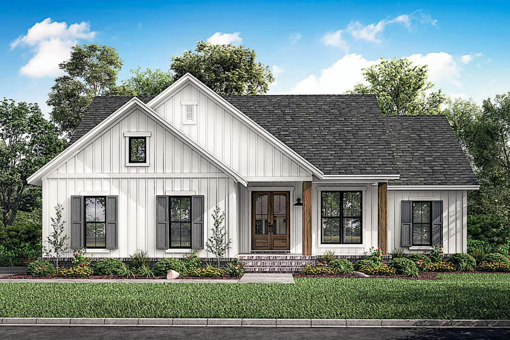 Modern Farmhouse Ranch Plan With Vertical Siding 3 Bed 142 1228 - Two Story Ranch Style House Plans