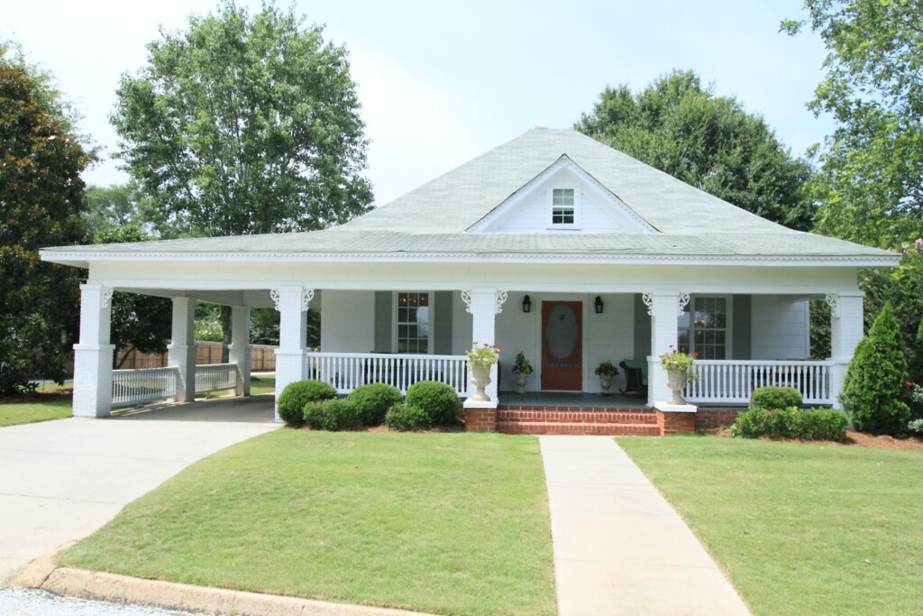 Single Story Craftsman Farmhouse Plans This Makes The Craftsman Style  - 1 Story Country House Plans With Porch